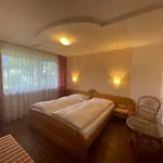 شقة Haus Zangerl *