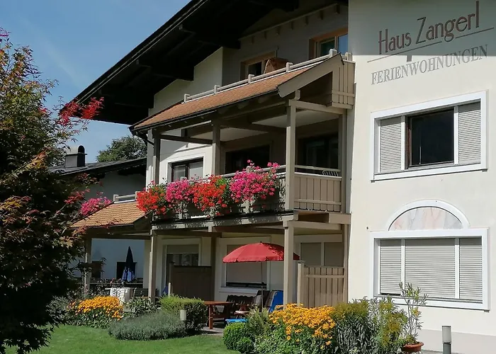 アパート Haus Zangerl